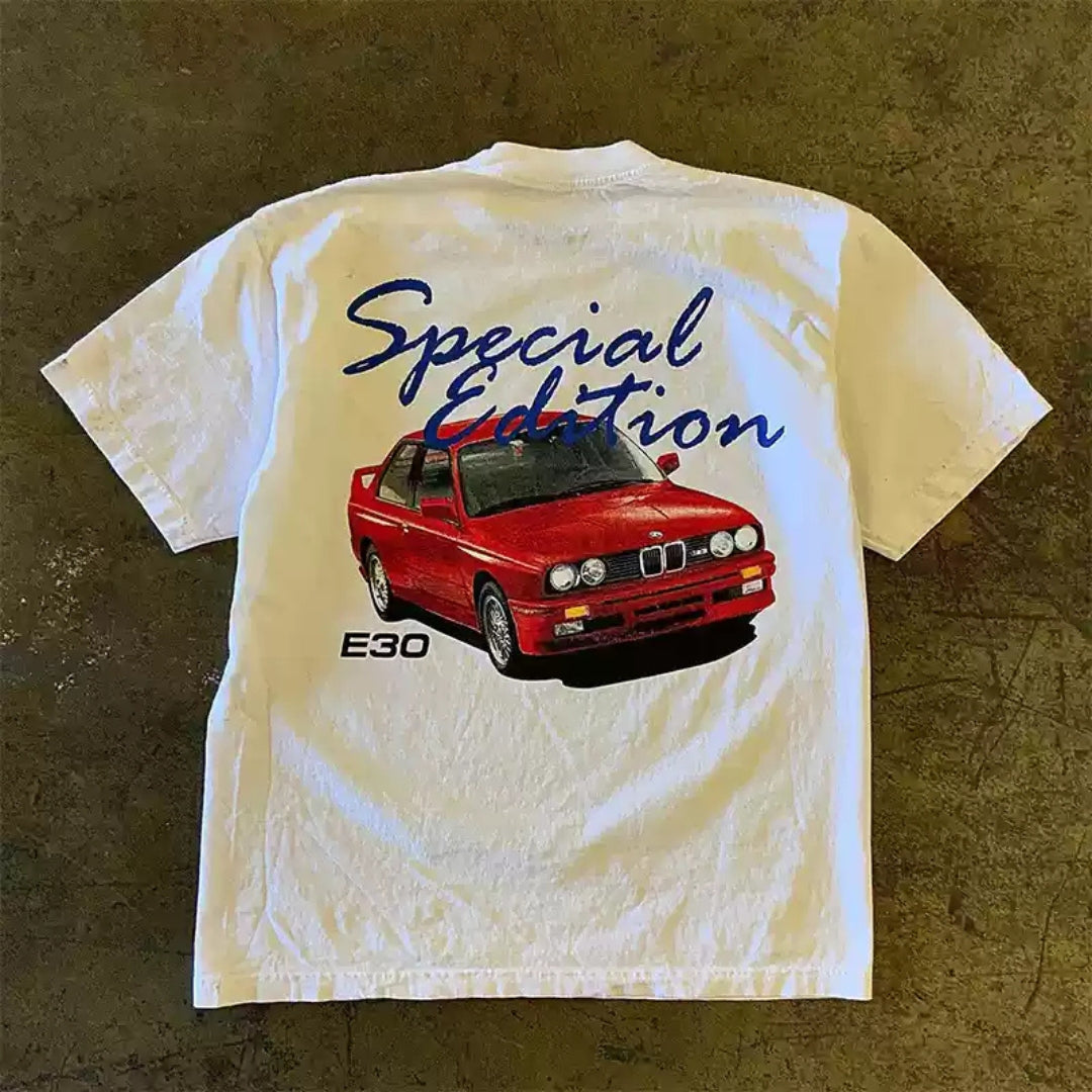 BMW E30 - White Shirt